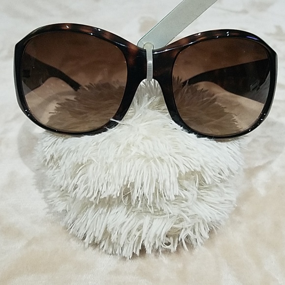 Ralph Lauren Sunglasses - Picture 3 of 9